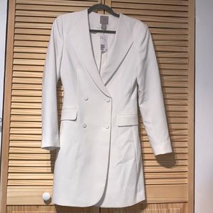 White blazer dress 🤍